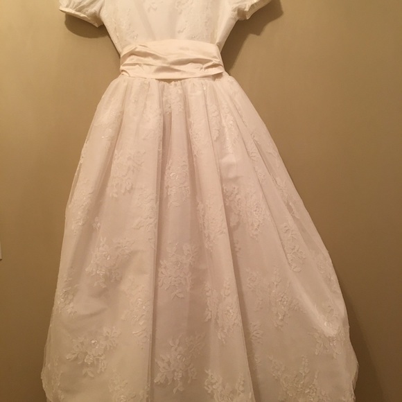 Communion dress - Picture 6 of 6